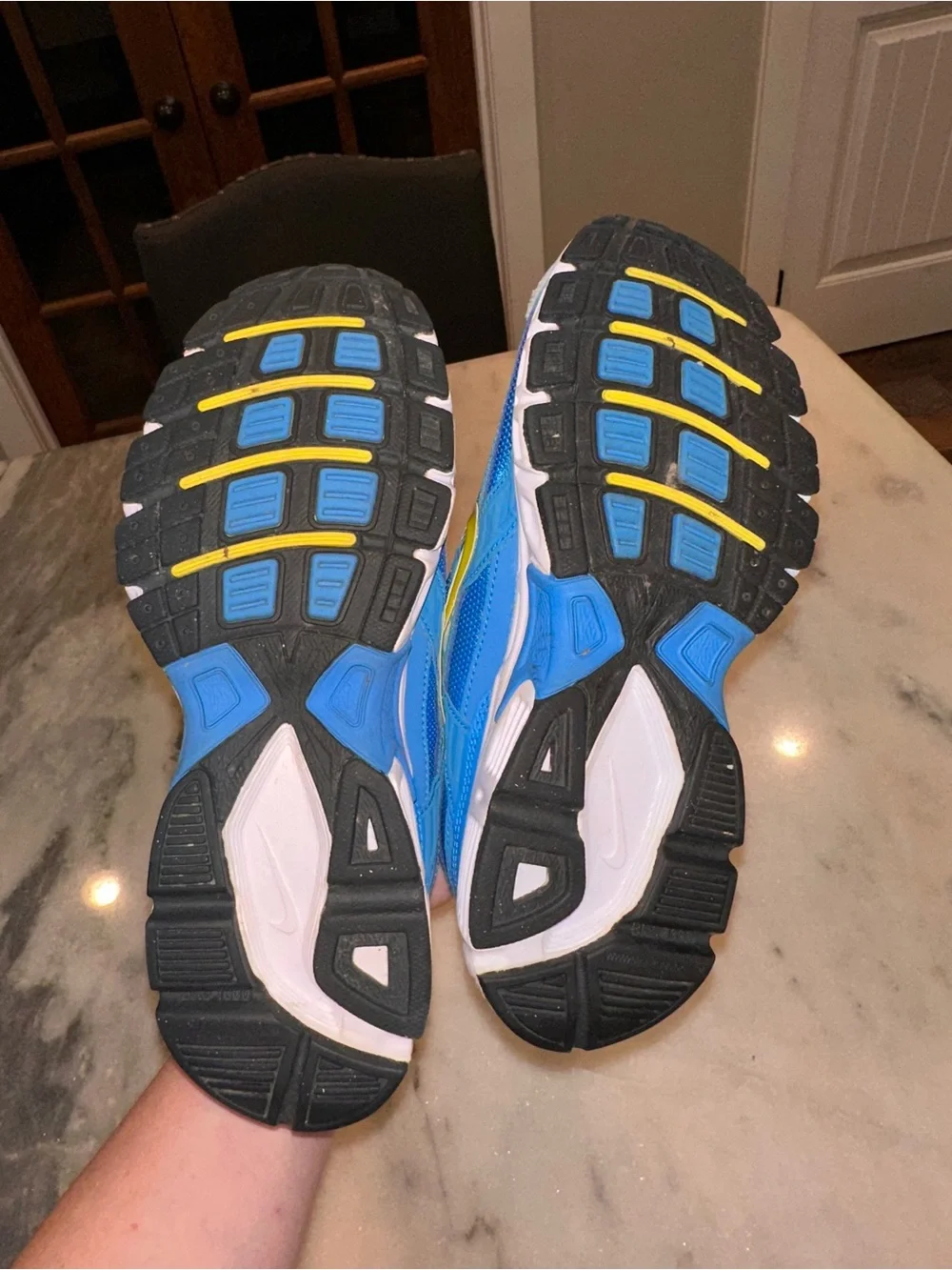 Nike Running Size 8 Women Blue and Yellow Athletic Sneakers
